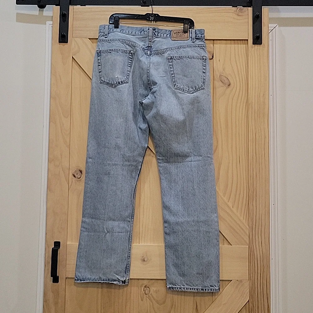 Levi's | Regular Fit Distressed Jeans | 36×32